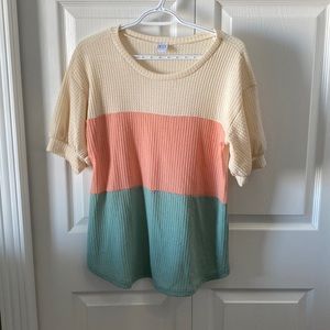 Joe & Kate cream/light orange/mint short sleeve sweater material top. Size S